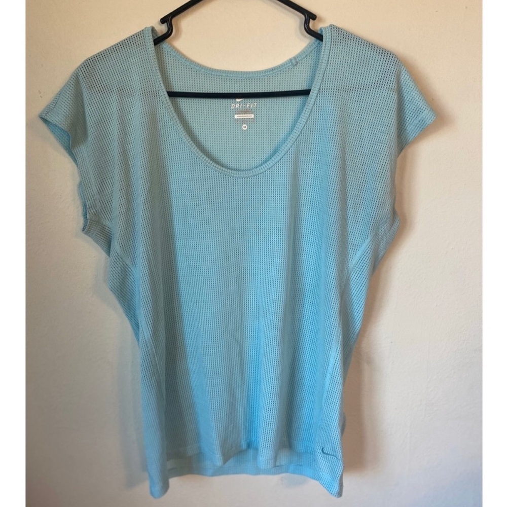 Nike shirt Athletic top